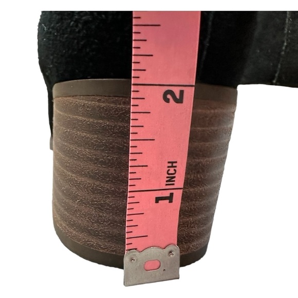 Koolaburra UGG Sofiya Suede Studded Bootie Black Size 8 - Picture 10 of 10